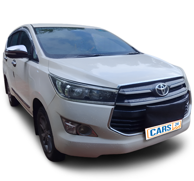 Toyota Innova Crysta-img